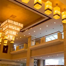 Hotels & Restaurants